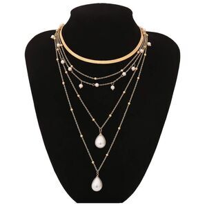 Amber Sceats Gold 5 Layered Necklace w/Faux Pearl Pendants. New